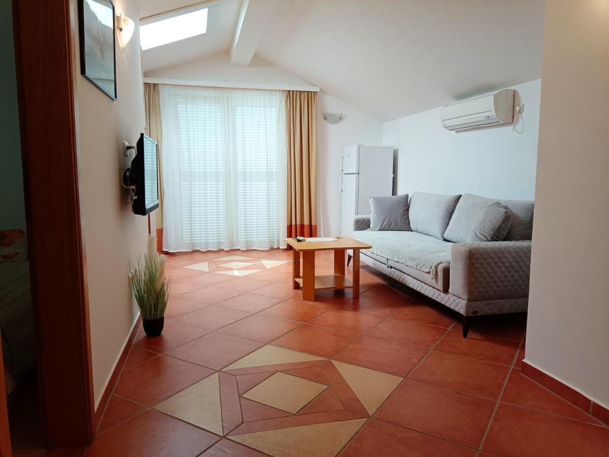 מאלינסקה Villa Bionda מראה חיצוני תמונה